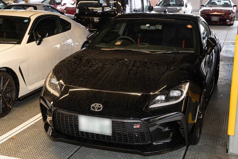 織戸学選手も参加！ スープラと86をテーマに100台以上が早朝の東雲に集合！