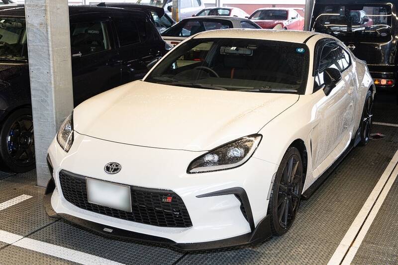 織戸学選手も参加！ スープラと86をテーマに100台以上が早朝の東雲に集合！