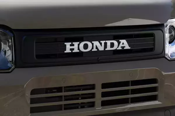 「これがN-BOXの本命!?　Honda「N-BOX JOY」は遊びをテーマにアウトドア風味を詰め込んだ」の画像