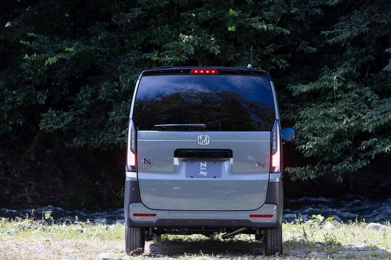 これがN-BOXの本命!?　Honda「N-BOX JOY」は遊びをテーマにアウトドア風味を詰め込んだ