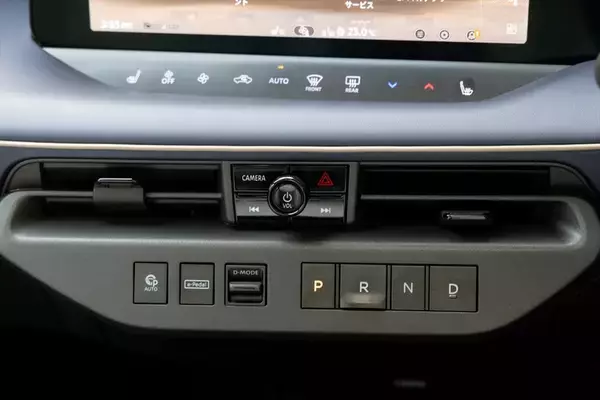 「補助金で実質344万円から!? 3代目「日産リーフ」は広さも走りも別格の完成度」の画像