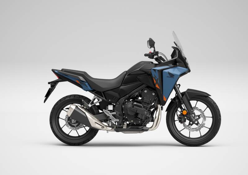ホンダの400ccに“クラッチ操作ほぼ不要”モデル！ 「CBR400R E-Clutch」「NX400 E-Clutch」発売