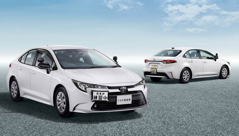 カローラ、60周年で特別仕様に！ 黒ホイール＆専用サスのACTIVE SPORT登場
