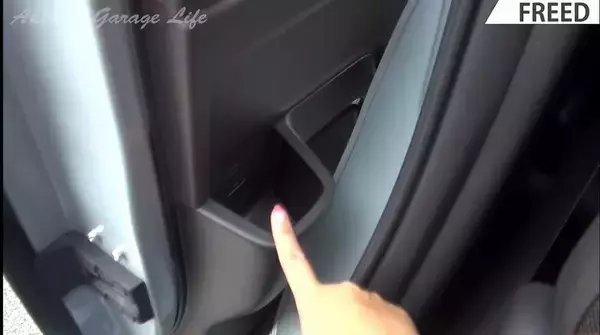 「売れまくってるHondaのミニバン「フリード」がトヨタ「シエンタ」より優れているポイント」の画像