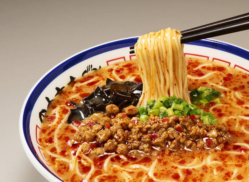 セブンに「辛オニ」が復活！あの田中商店監修の“ピリ辛濃厚豚骨"