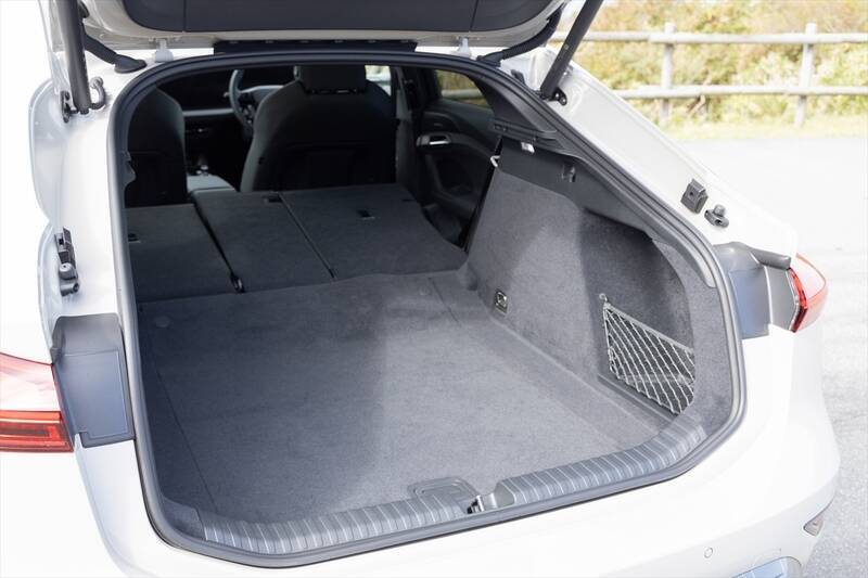 【最長航続距離846km】アウディ「A6 e-tron」はEVの航続不安を過去にする究極のグランドツアラー