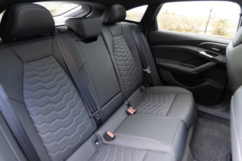 【最長航続距離846km】アウディ「A6 e-tron」はEVの航続不安を過去にする究極のグランドツアラー