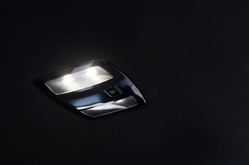 レクサスのSUV「NX450h＋」は高い走行性能とオシャレなデザインでずっと走り続けたくなるクルマ