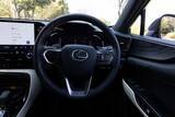 「レクサスのSUV「NX450h＋」は高い走行性能とオシャレなデザインでずっと走り続けたくなるクルマ」の画像38