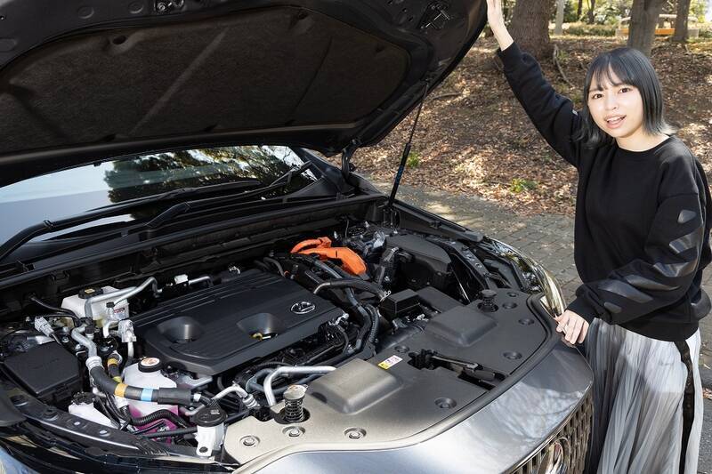 レクサスのSUV「NX450h＋」は高い走行性能とオシャレなデザインでずっと走り続けたくなるクルマ