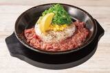 「ワイルドすぎ！箸が止まらない「にんにくジューシーステーキ」ペッパーに新登場」の画像4