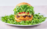 「パクチー5倍のやりすぎバーガーも！「パクチーバーガー」に新作」の画像5