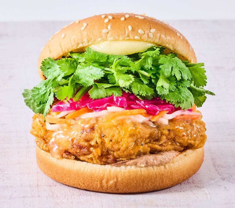 パクチー5倍のやりすぎバーガーも！「パクチーバーガー」に新作