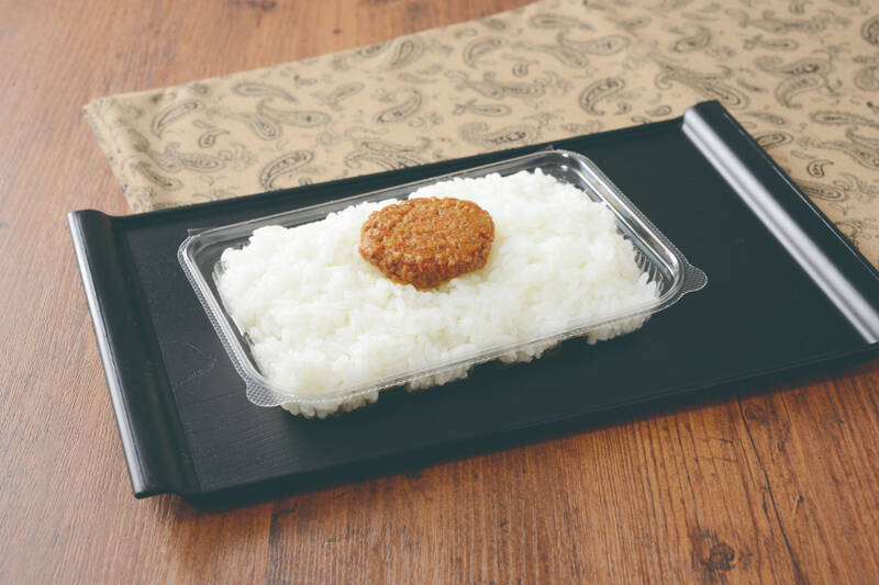 【本日】ローソンに“お重モンブラン”！ 和栗を使って786円、これは贅沢すぎ
