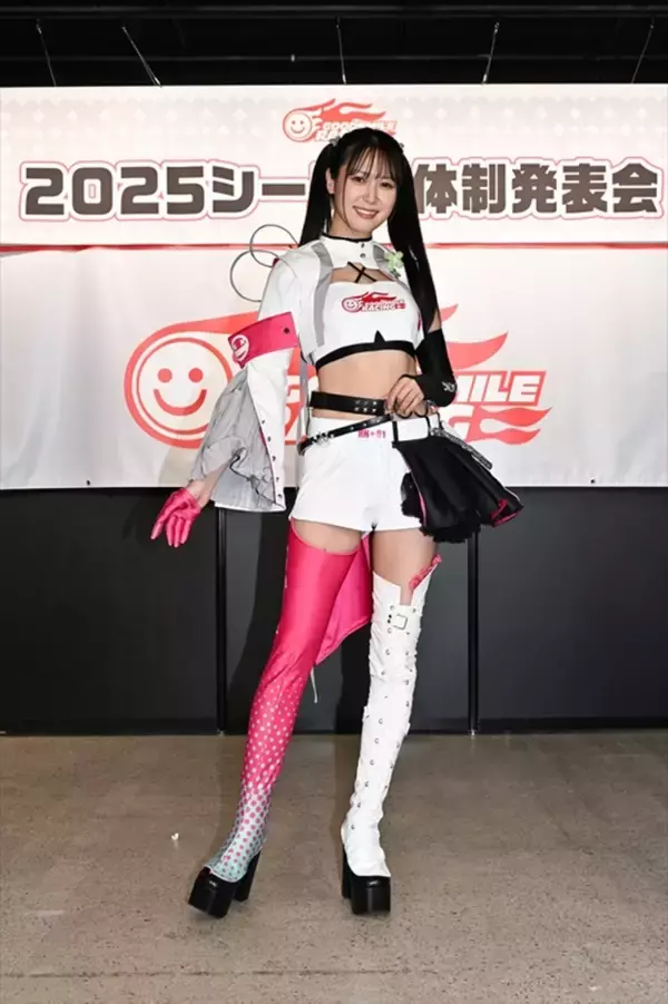 「グッドスマイルレーシング、2025年は4つのレースに参戦！ イラストはFate/Grand Orderの望月けいさん」の画像