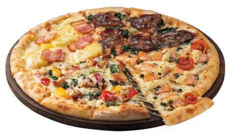 ドミノ・ピザ「冬のプレミアム・クワトロ」ローストビーフ、スモークサーモンなど贅沢食材4つが1枚に