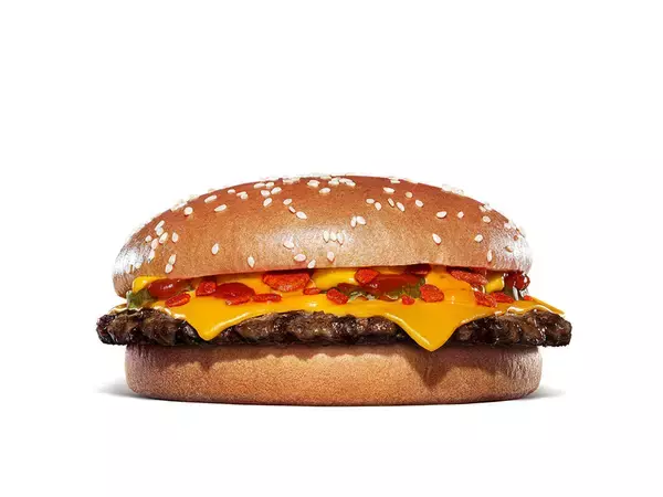 「「にんにく・ガーリックバーガー」復活！たまらんにんにく三重奏」の画像