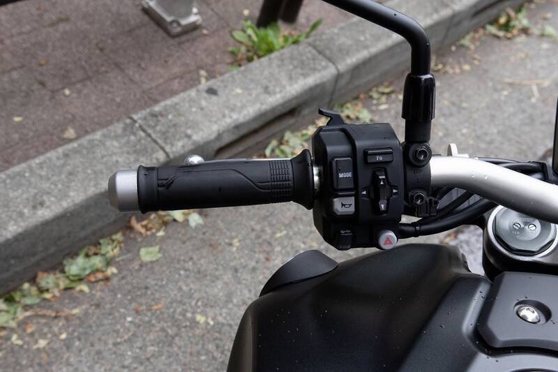 大型二輪免許取得したてだけどHonda「CB1000R」でスマホ連携を試した！