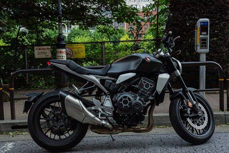 大型二輪免許取得したてだけどHonda「CB1000R」でスマホ連携を試した！