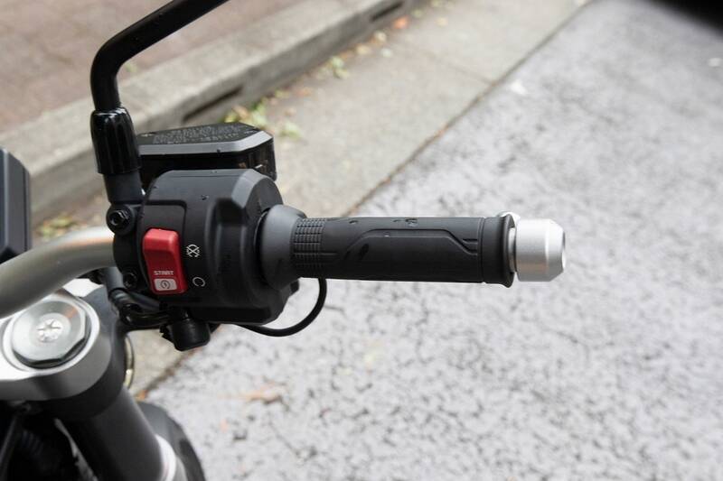 大型二輪免許取得したてだけどHonda「CB1000R」でスマホ連携を試した！