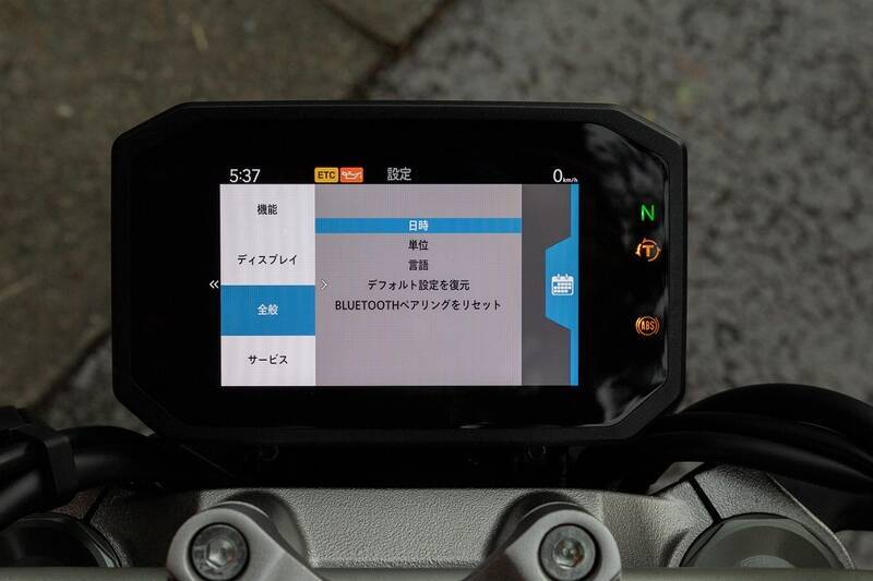 大型二輪免許取得したてだけどHonda「CB1000R」でスマホ連携を試した！