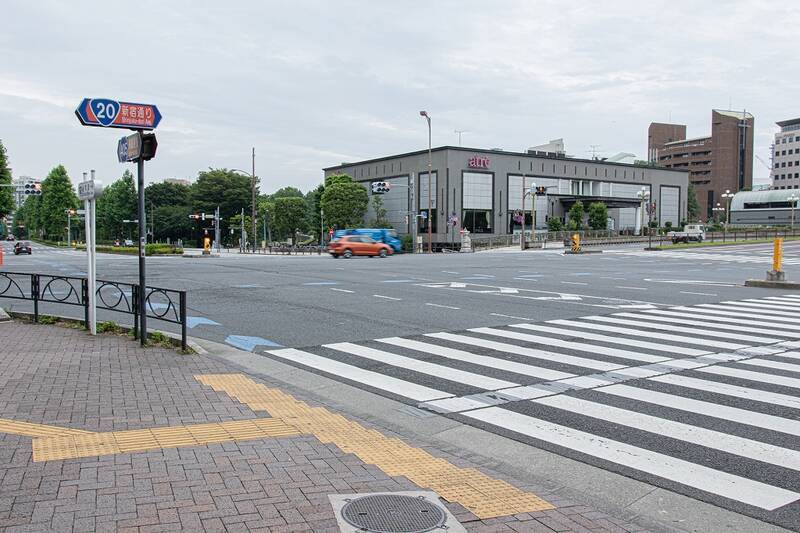 大型二輪免許取得したてだけどHonda「CB1000R」でスマホ連携を試した！