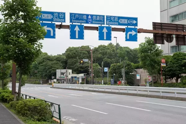 「大型二輪免許取得したてだけどHonda「CB1000R」でスマホ連携を試した！」の画像