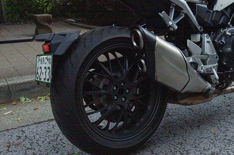 大型二輪免許取得したてだけどHonda「CB1000R」でスマホ連携を試した！