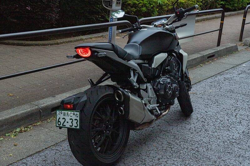 大型二輪免許取得したてだけどHonda「CB1000R」でスマホ連携を試した！