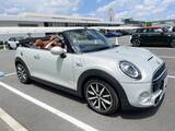 「BMW「MINI」の魅力を知るためにジョン・クーパー・ワークスとオープンモデルを乗り比べた」の画像58