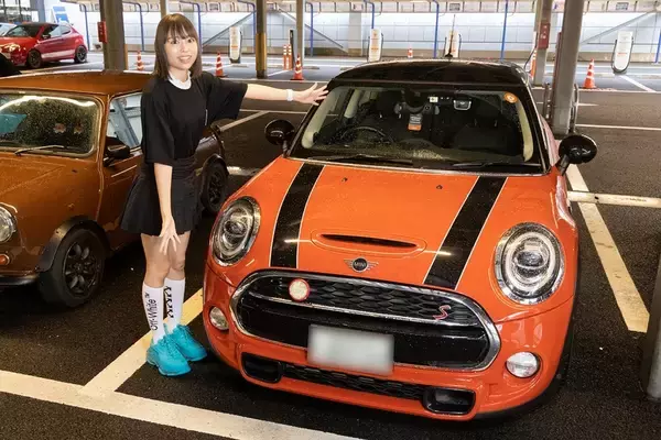 「早朝のオートバックスでお気に入りの「MINI」を探す大作戦！」の画像