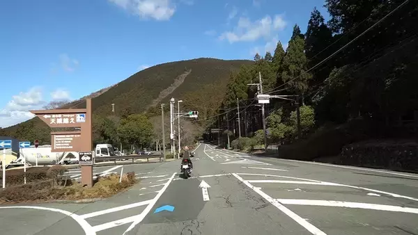 「スズキ「GIXXER 150（ジクサー150）」でクサヤ探しの旅に出た！」の画像