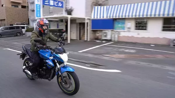 「スズキ「GIXXER 150（ジクサー150）」でクサヤ探しの旅に出た！」の画像