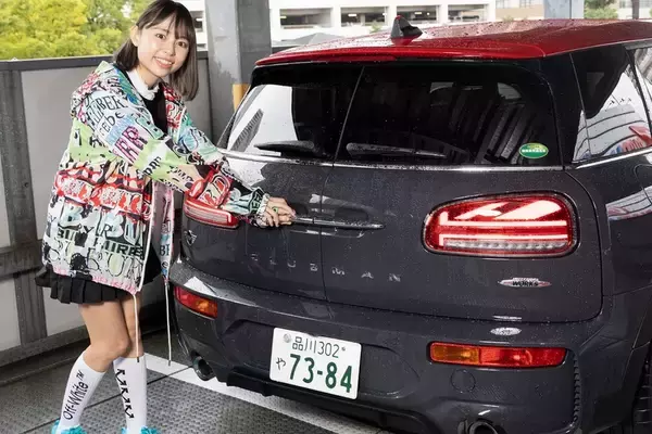 「306馬力でも豪雨の中で安心して走れる「MINI ジョン・クーパー・ワークス クラブマン」」の画像