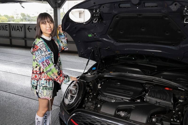 306馬力でも豪雨の中で安心して走れる「MINI ジョン・クーパー・ワークス クラブマン」