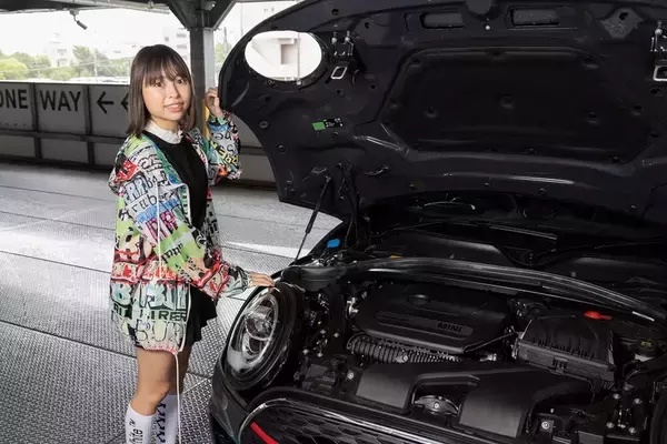 「306馬力でも豪雨の中で安心して走れる「MINI ジョン・クーパー・ワークス クラブマン」」の画像