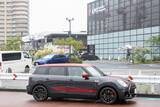 「306馬力でも豪雨の中で安心して走れる「MINI ジョン・クーパー・ワークス クラブマン」」の画像28