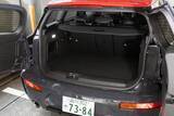 「306馬力でも豪雨の中で安心して走れる「MINI ジョン・クーパー・ワークス クラブマン」」の画像8