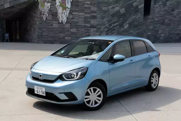 「Honda「FIT e:HEV Modulo X」は上質な走りのクールハッチだ！」の画像