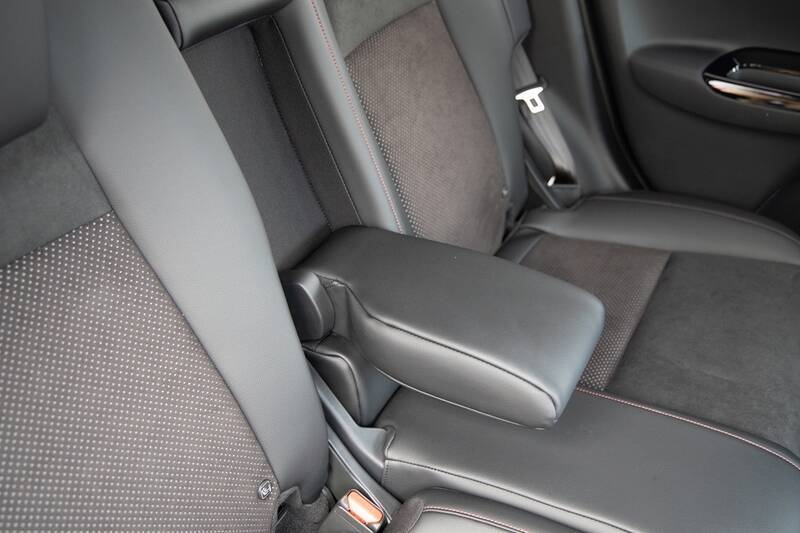 Honda「FIT e:HEV Modulo X」は上質な走りのクールハッチだ！