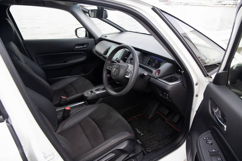 Honda「FIT e:HEV Modulo X」は上質な走りのクールハッチだ！