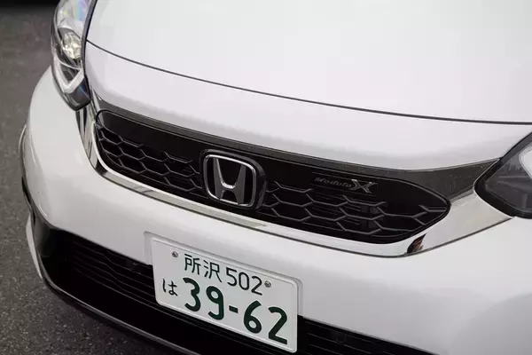 「Honda「FIT e:HEV Modulo X」は上質な走りのクールハッチだ！」の画像
