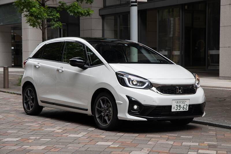 Honda「FIT e:HEV Modulo X」は上質な走りのクールハッチだ！