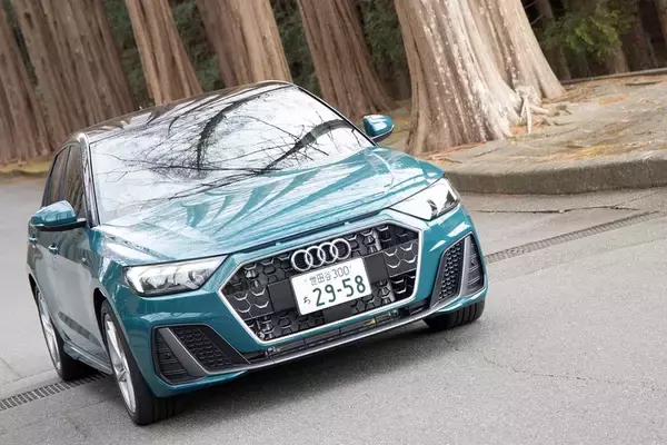 「Honda「FIT e:HEV Modulo X」は上質な走りのクールハッチだ！」の画像