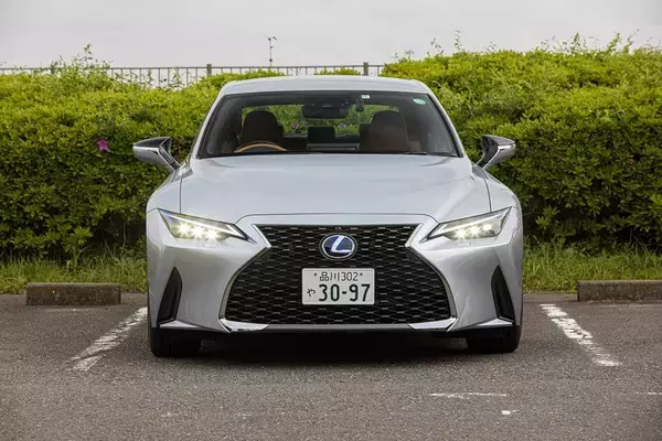 「プレミアムセダン・レクサス「IS」に見る無個性という名の個性」の画像