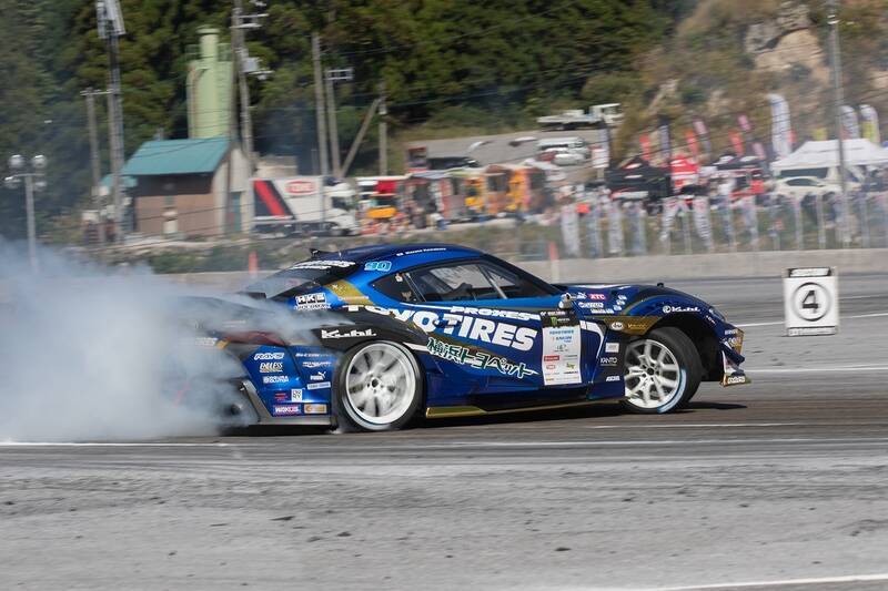 D1GP 第7～8戦は奥伊吹！ TOYO藤野がぶつかってもひるまない根性を見せた！