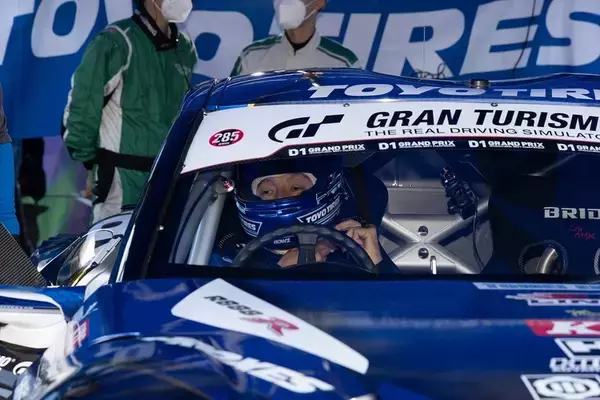 「D1GP 第7～8戦は奥伊吹！ TOYO藤野がぶつかってもひるまない根性を見せた！」の画像