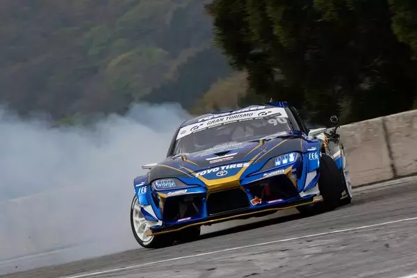 「D1GP 第7～8戦は奥伊吹！ TOYO藤野がぶつかってもひるまない根性を見せた！」の画像