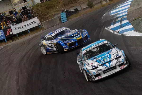 「D1GP最終戦は今年で営業を終了するエビスサーキット南コースで激闘！」の画像