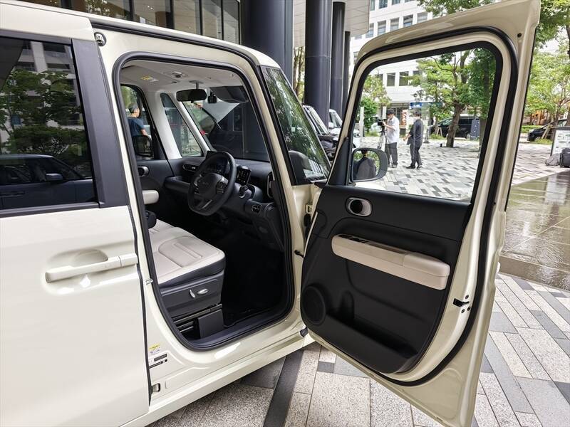 【実質200万円切り】BYDの本気がエグい！ 日本専用軽EV「ラッコ」は国産軽自動車の脅威になるか？